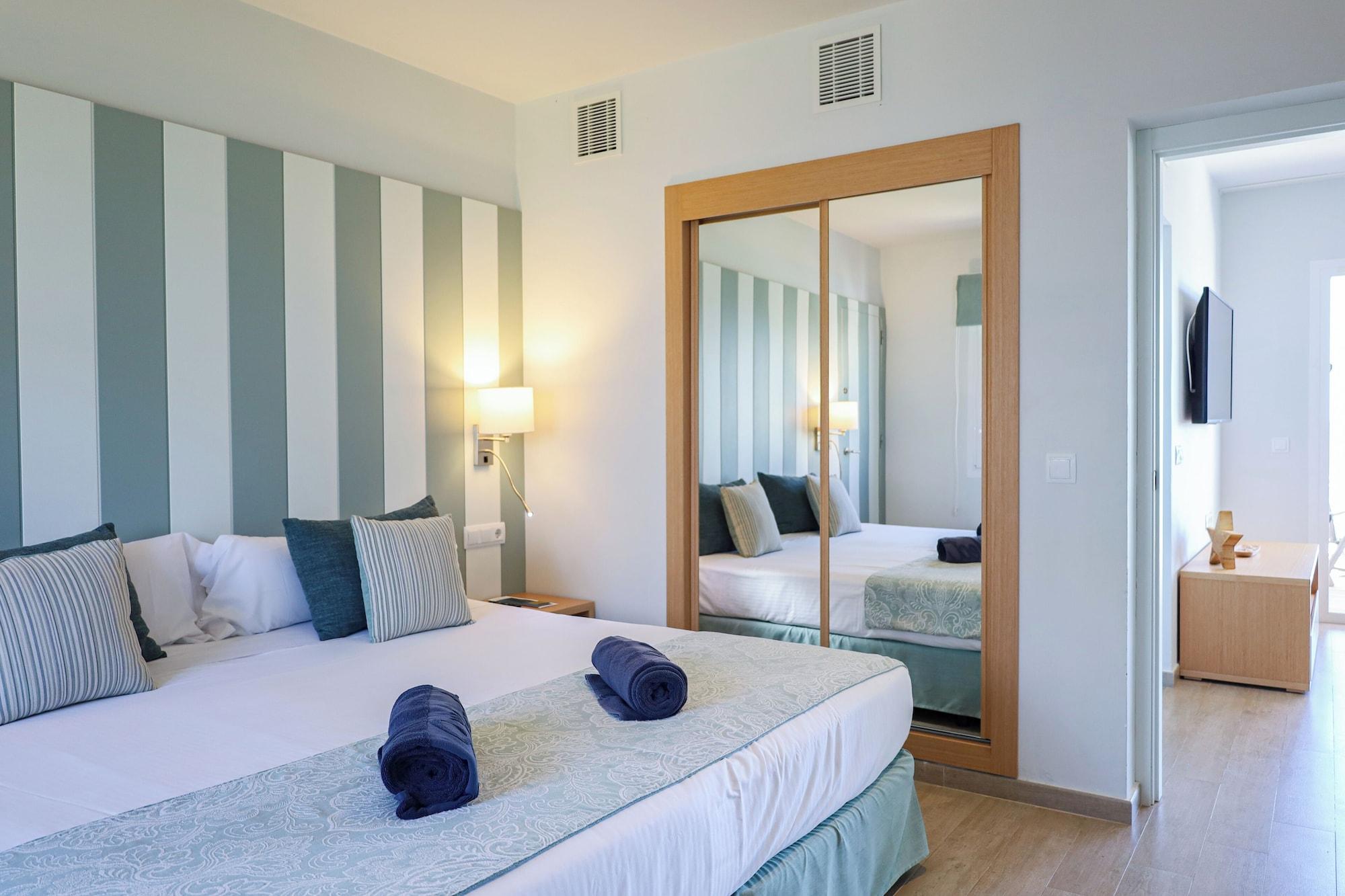 Beach, Suite