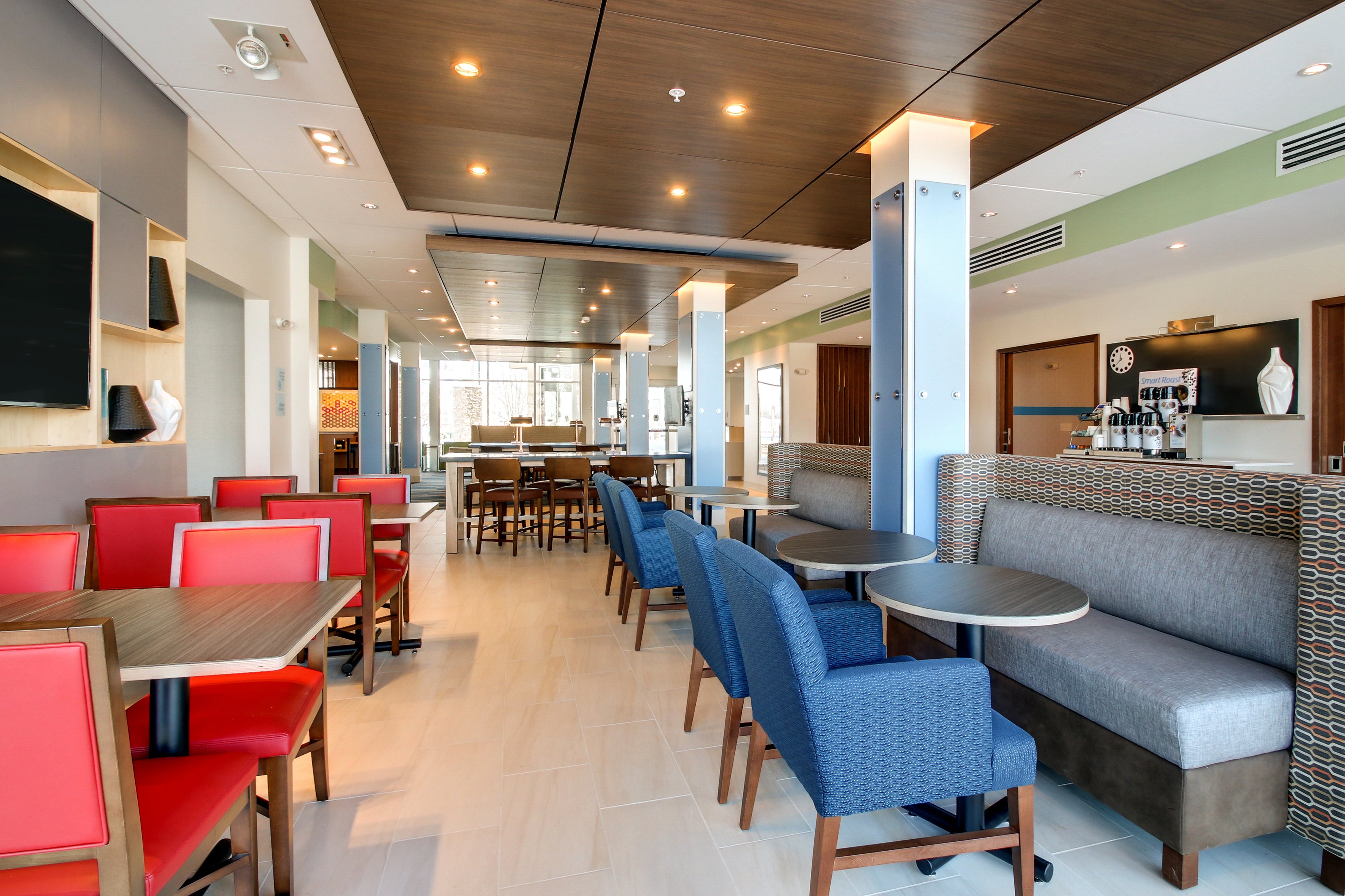 Holiday Inn Express & Suites GALESBURG 46/61