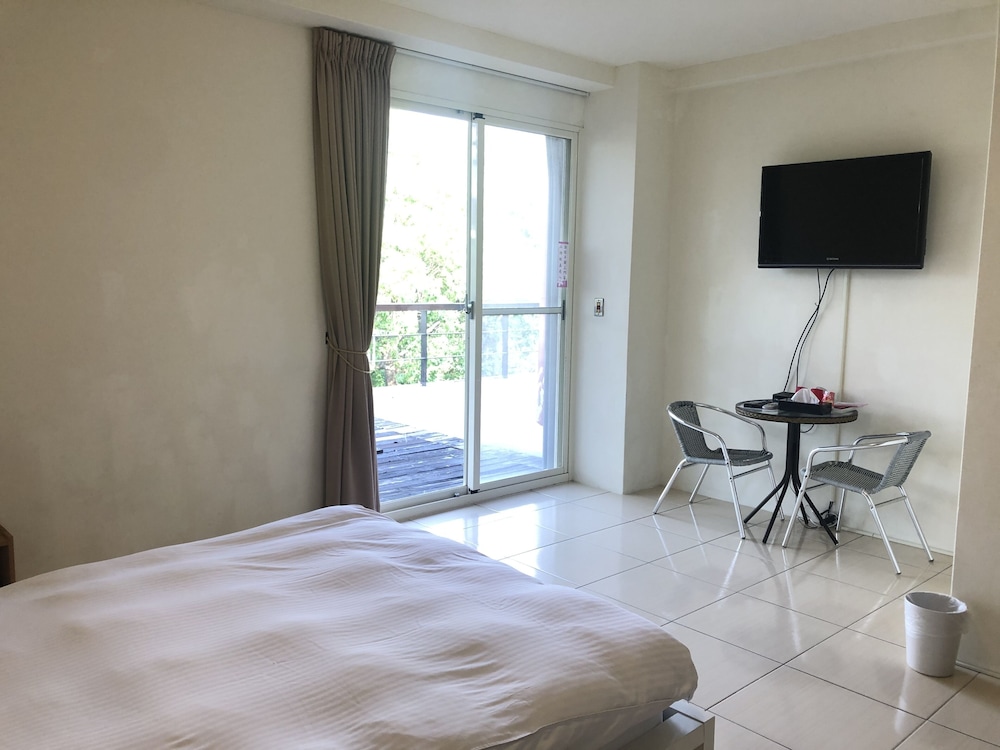 Sanyi Happiness B&B 25/70