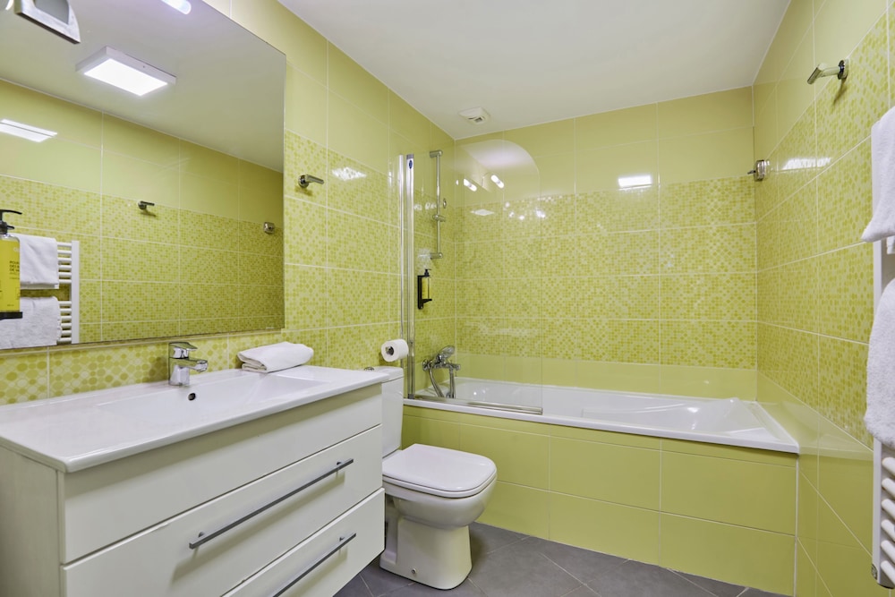 Appart hotel Odalys City Marseille Centre Parc Chanot Velodrome 49/50