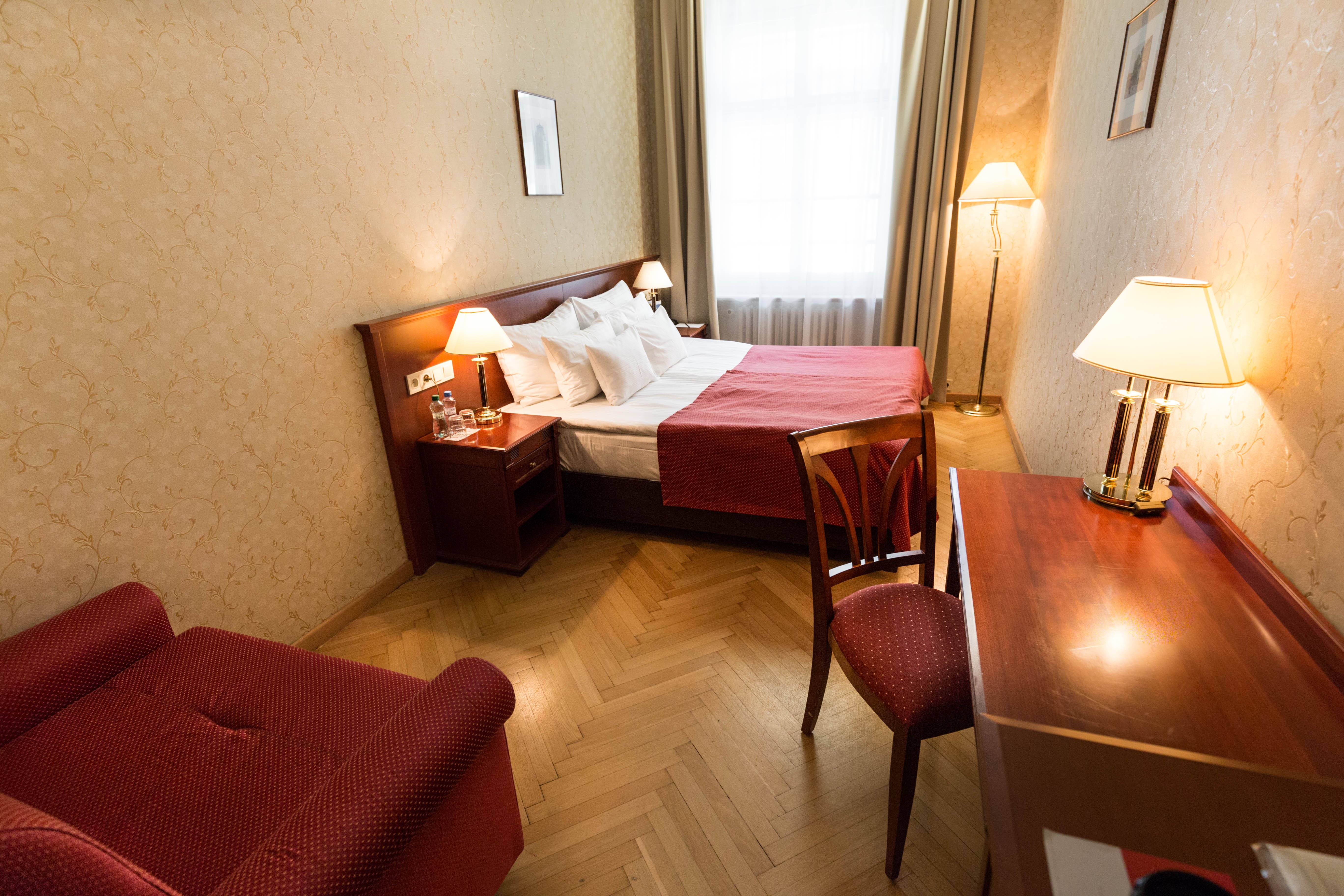 Rott Hotel 24/34