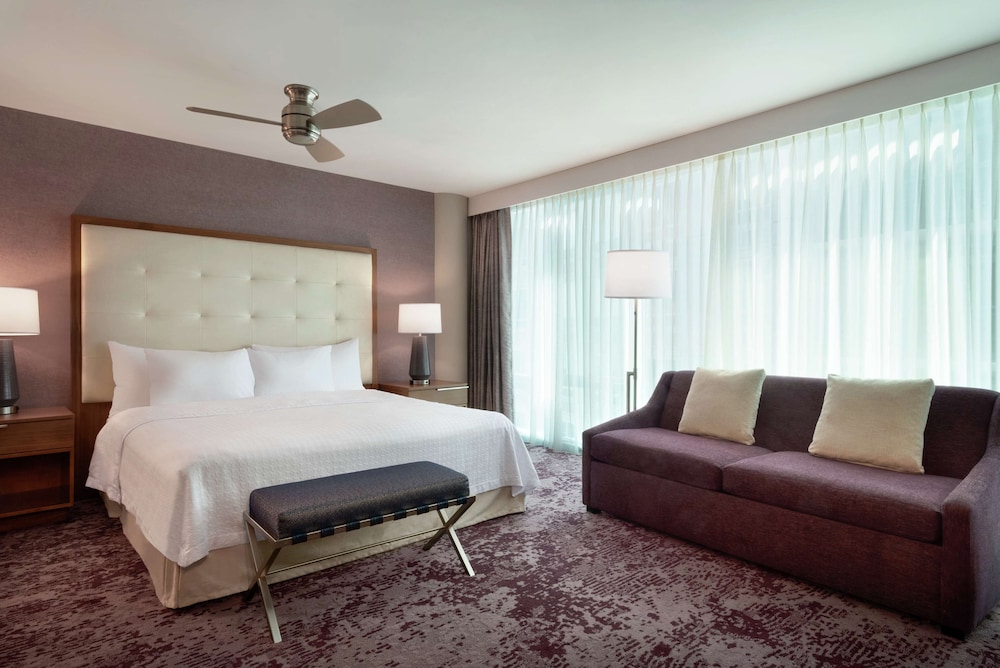 STUDIO, KING BED, ACCESSIBLE