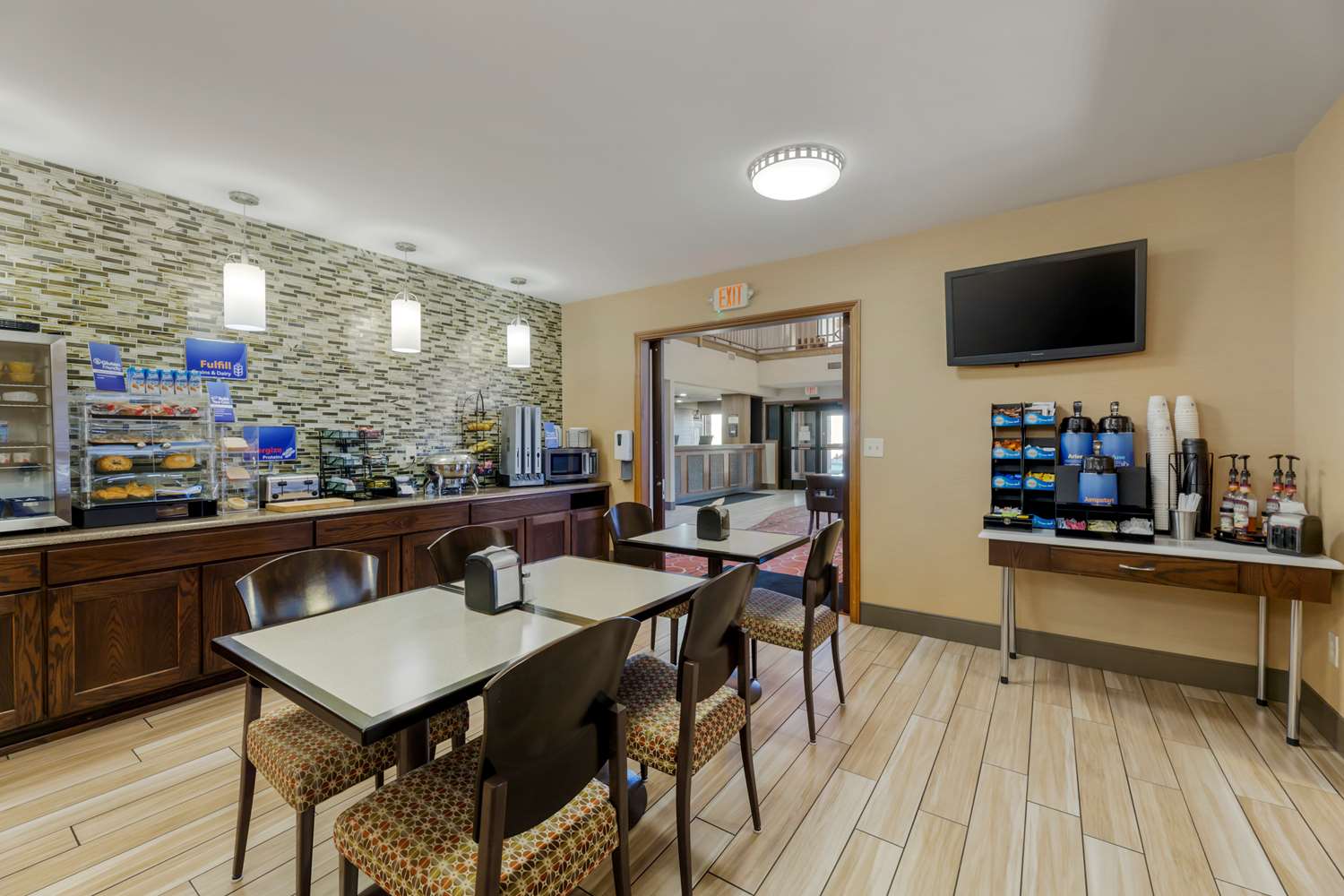 Best Western Falcon Plaza 28/38