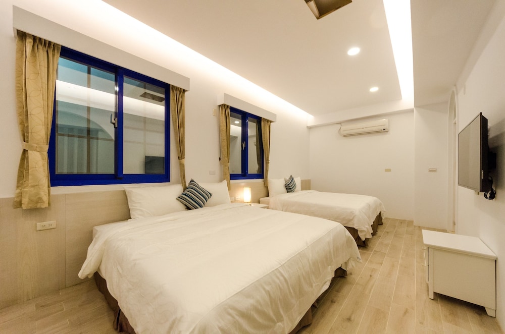 Cest La Vie Villa 19/50