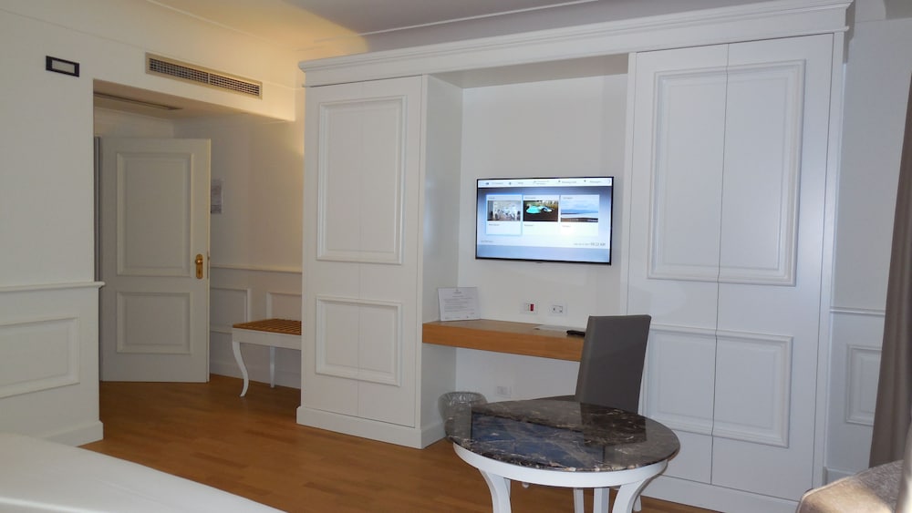 Hotel Marechiaro 17/49