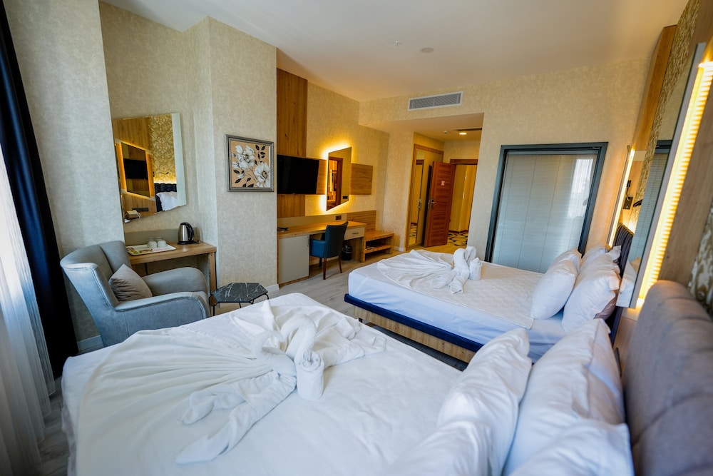 Isnova Hotel 5/32