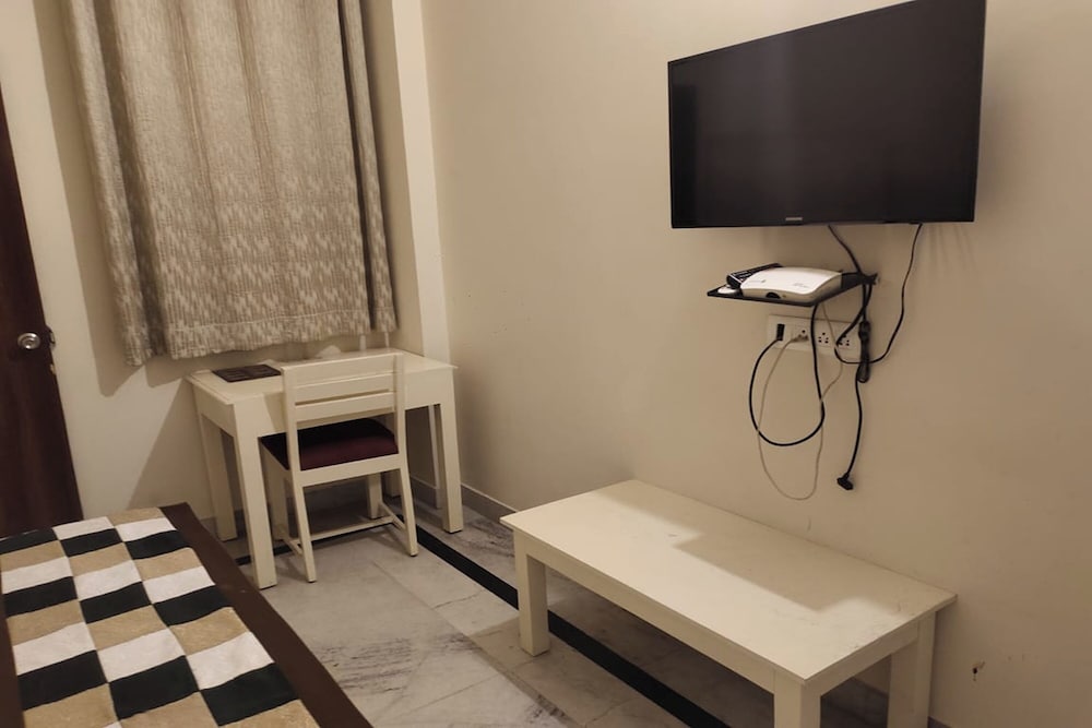 Fabhotel Dior Pink City photo2