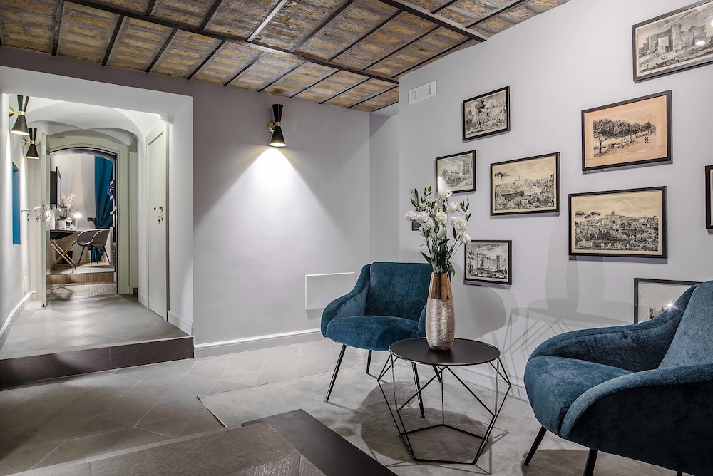 Navona Street Hotel 41/69