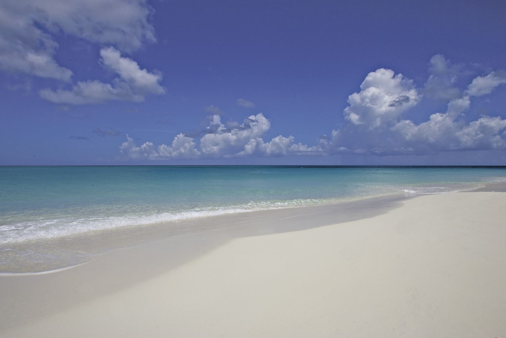Somerset On Grace Bay 71/76
