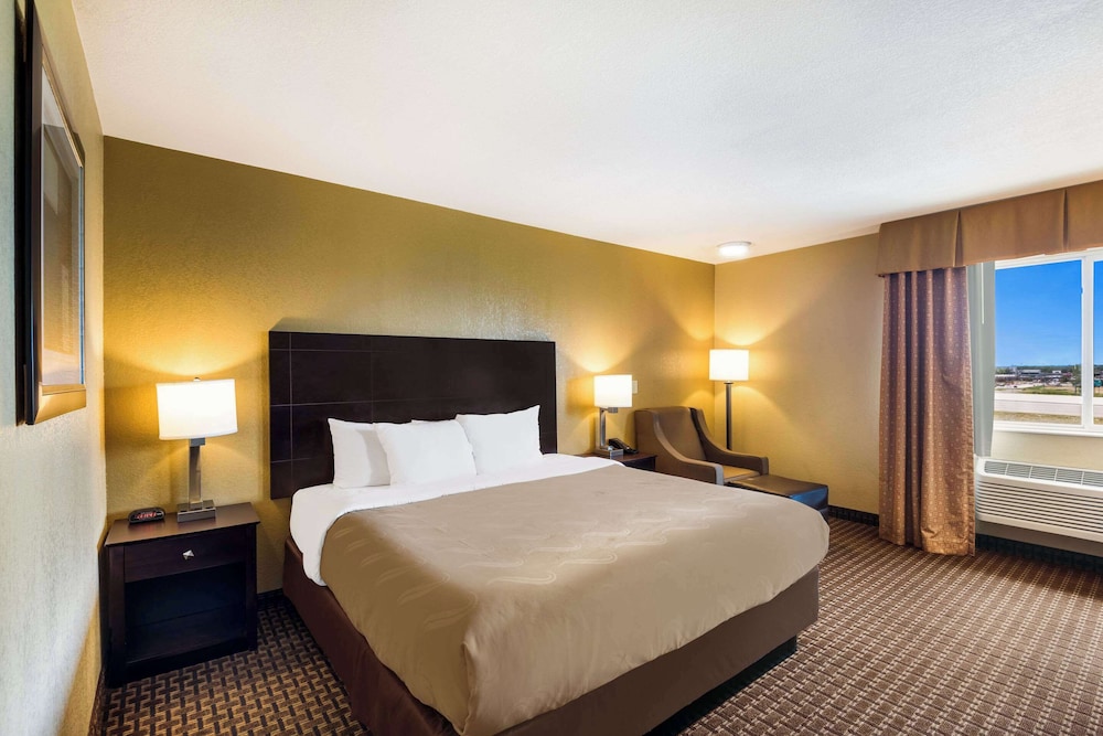 ROOM, KING BED, ACCESSIBLE