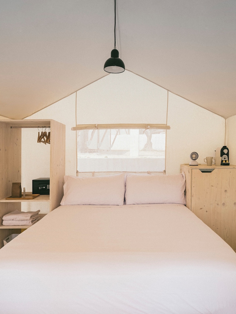 wecamp Cadaques 15/44