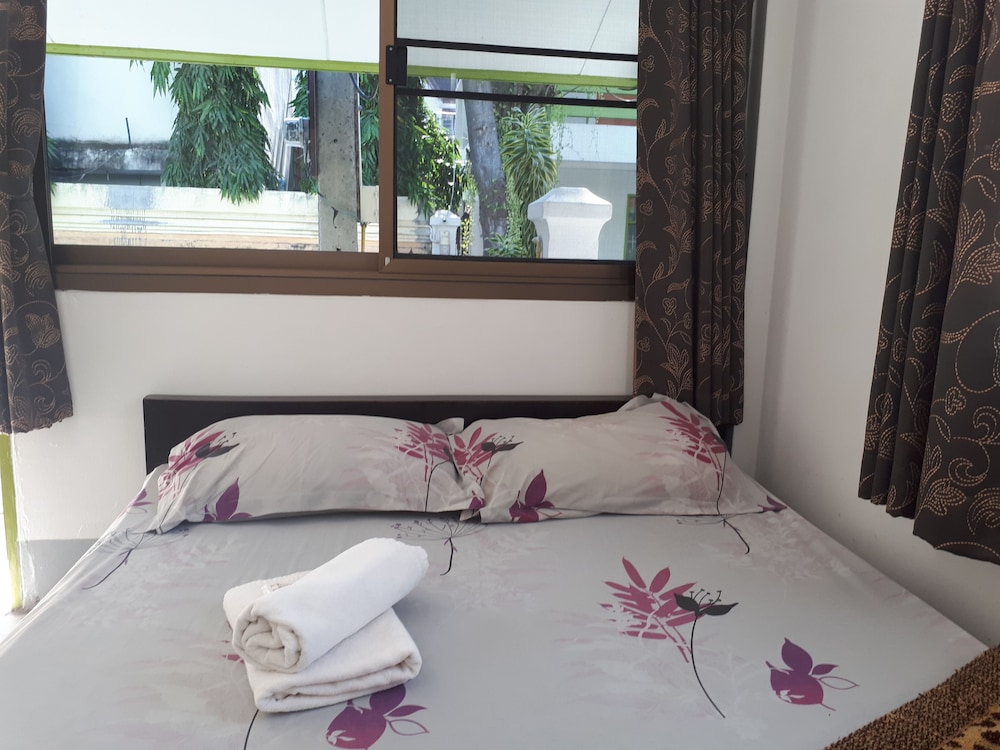 Sukhothai Bungalow 10/21