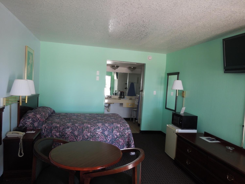 Knights Inn Mineral Wells 12/45