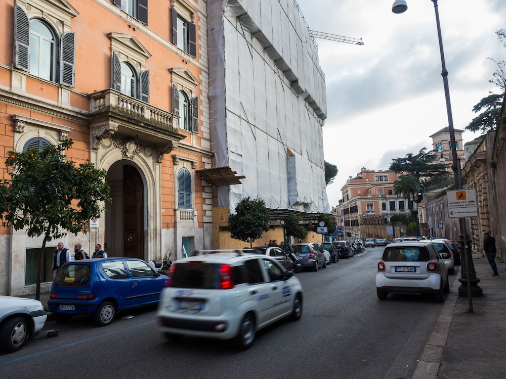 Operà Suites Roma 44/53