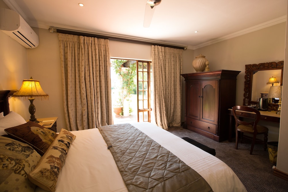 MacGregors Guest House 10/62