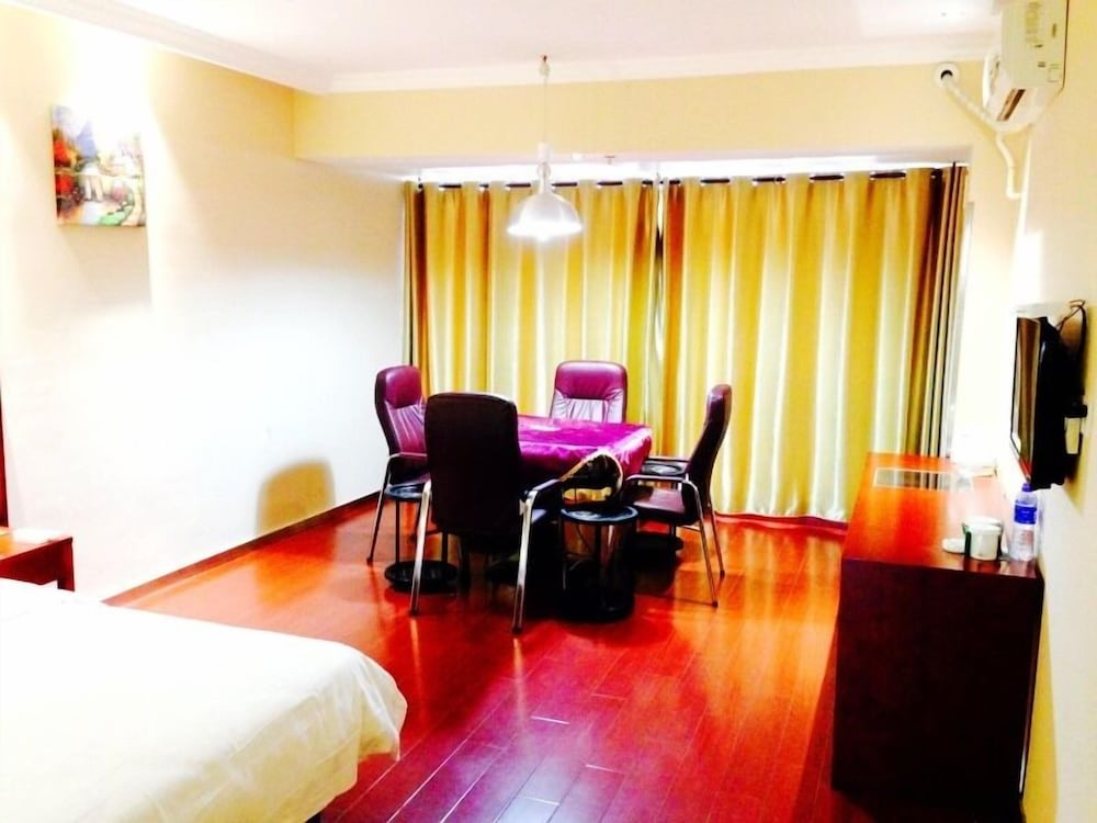 Greentree Inn Nantong Qidong Bus Station 24/48