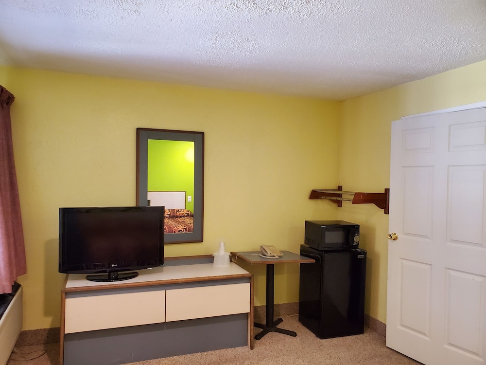 Travel Inn Motel 39/50