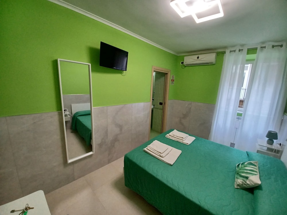 B B Quattro Palazzi Napoli 29/48