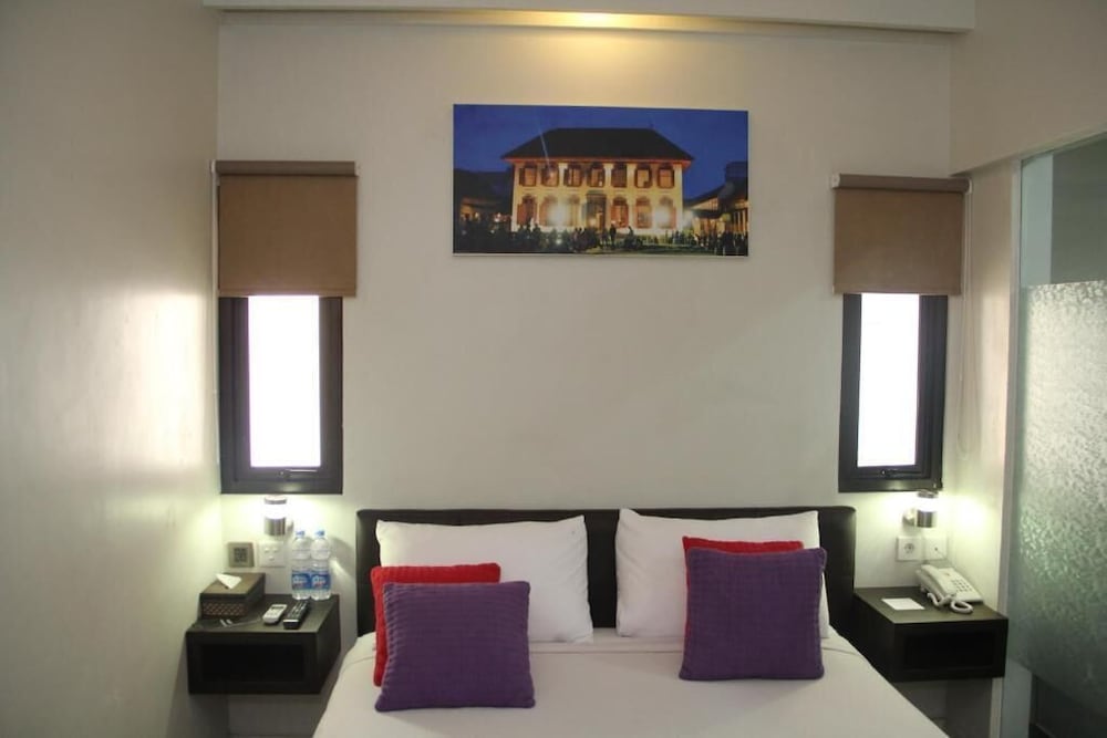 Antoni Hotel 26/35