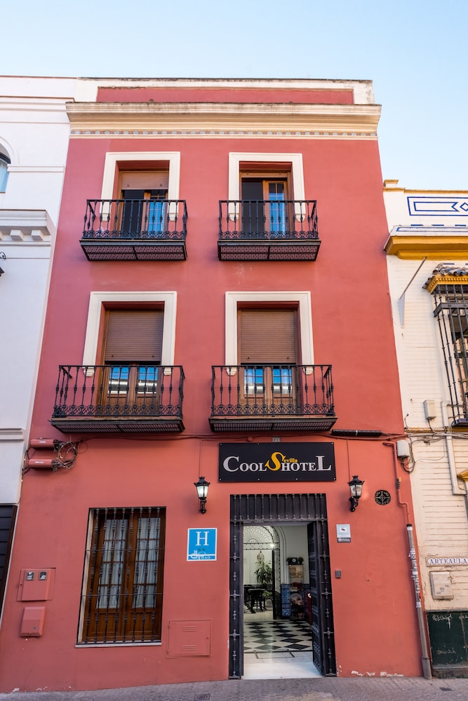 COOL SEVILLA HOTEL 2/60