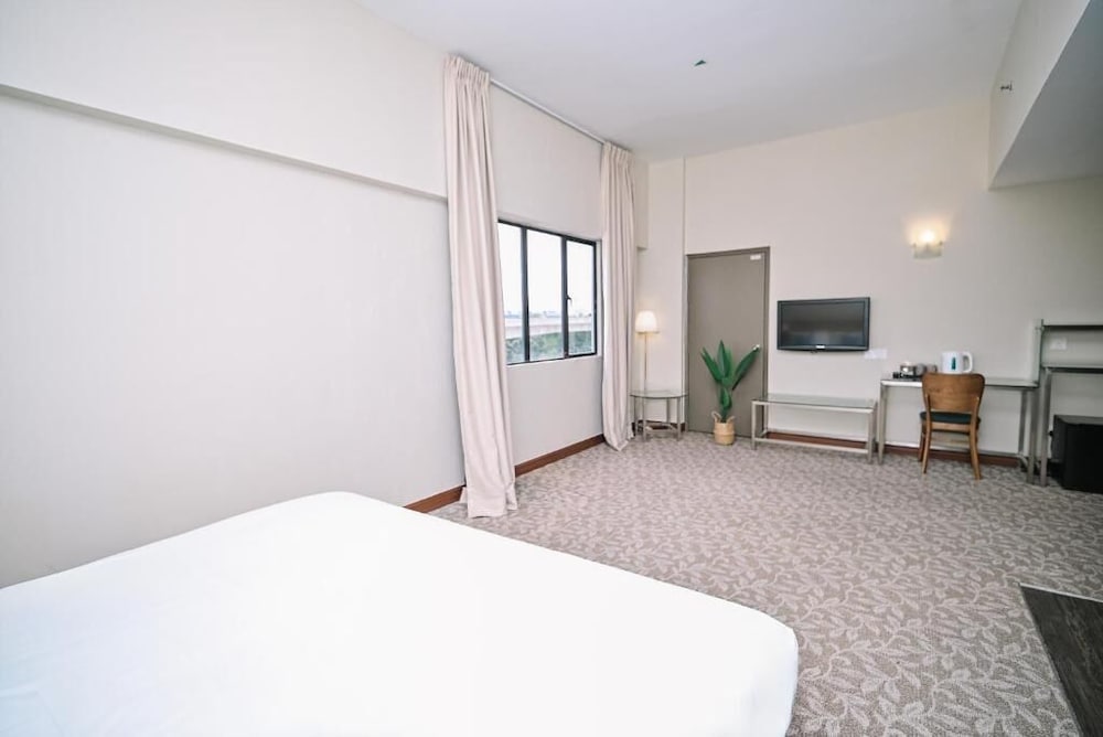 Kingston Hotel 10 @ Bukit Jalil 22/61
