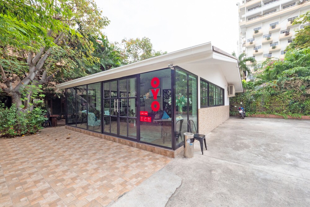 Capital O 75379 Sabai Living Pattaya 44/50