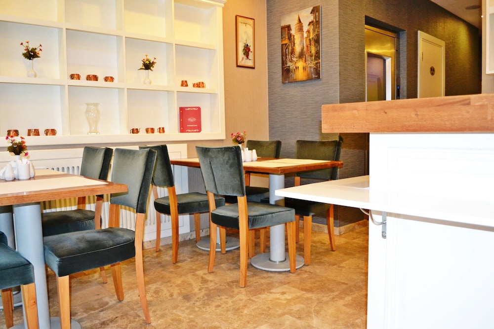 Montena Suite - Adults Only 31/50