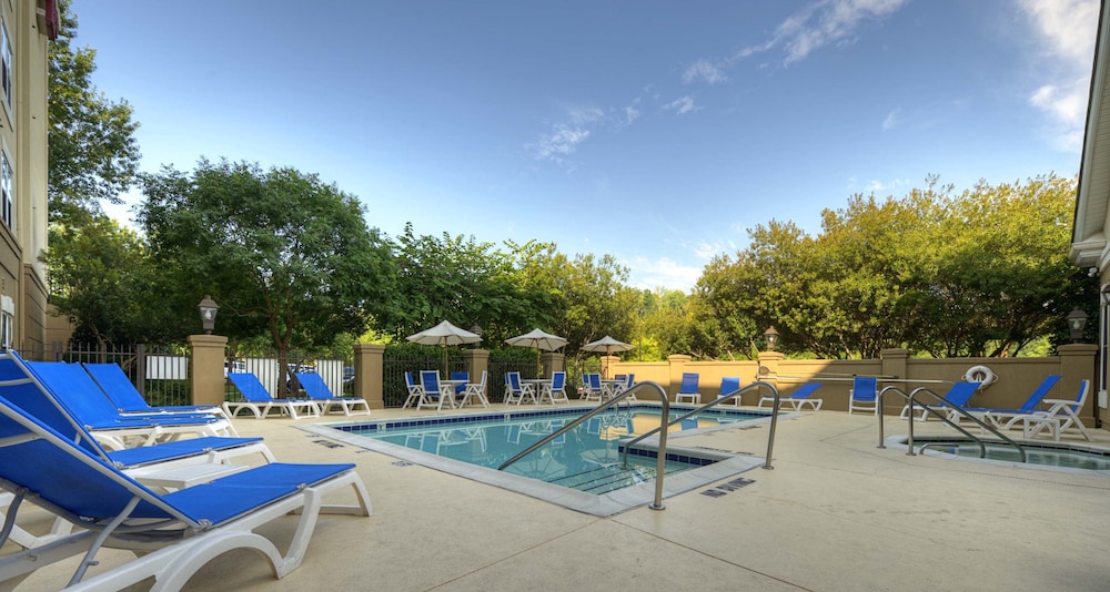 Residence Inn By Marriott Raleigh Crabtree 24/50