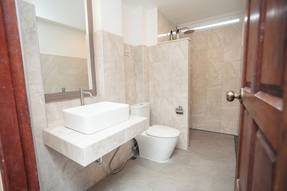 Baan Bandalay Hotel 56/59