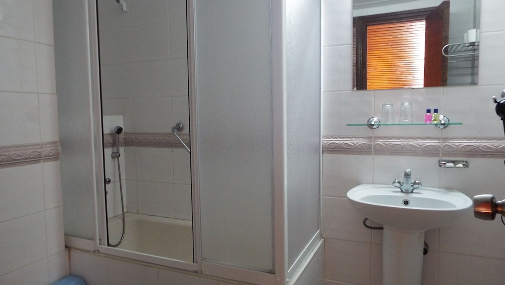 Area Hotel 18/19