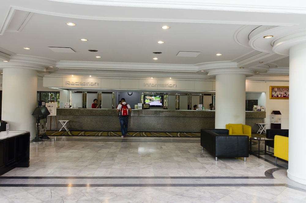 First Pacific Cirrus Hotel 8/50