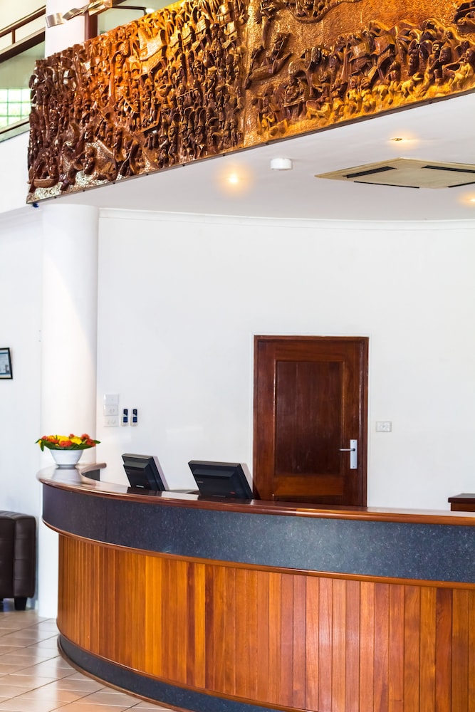 Madang Star International Hotel 8/60