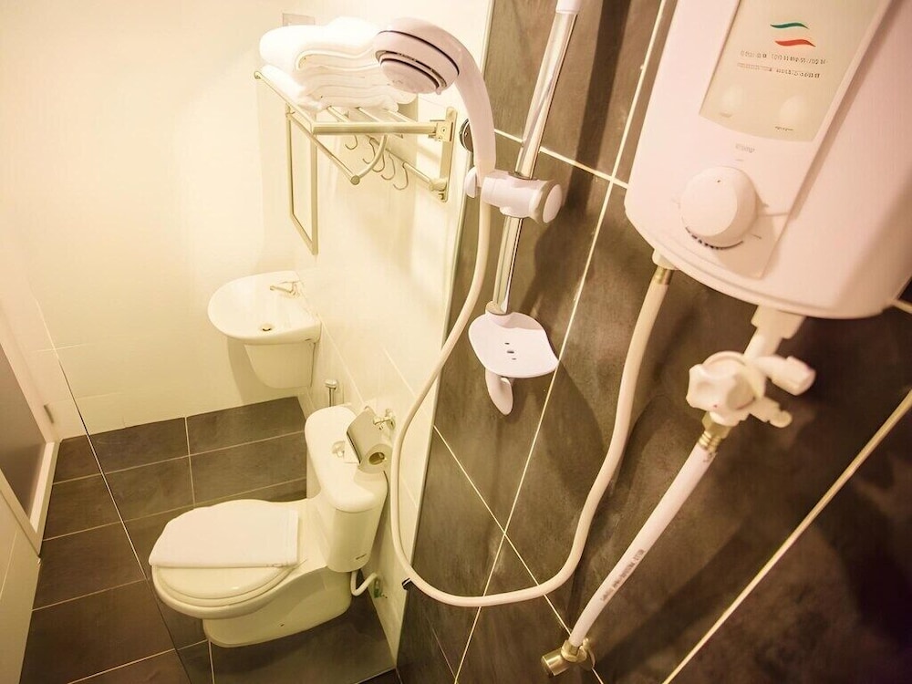Hotel Zamburger Victory City 30/30