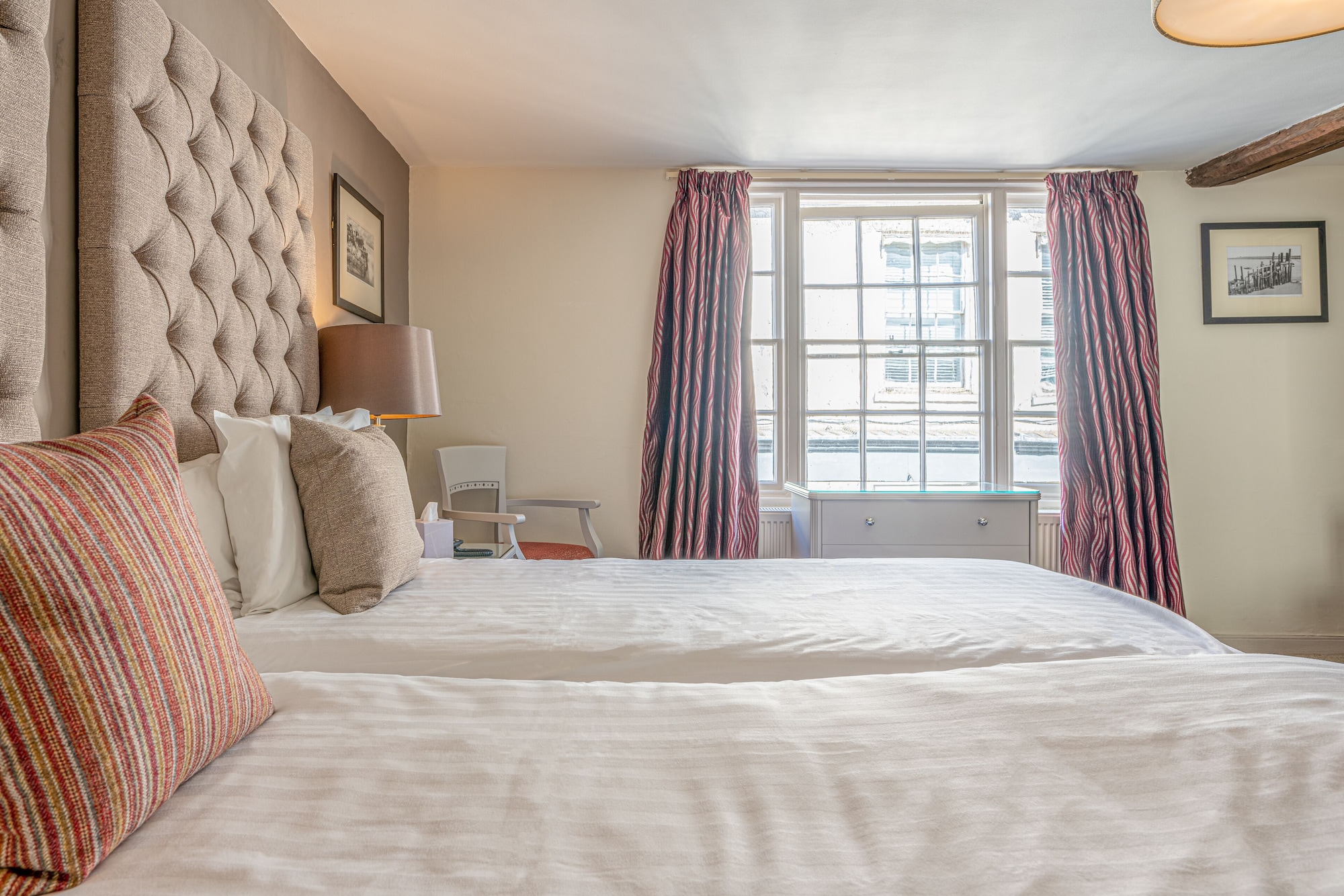 Room, Twin Beds