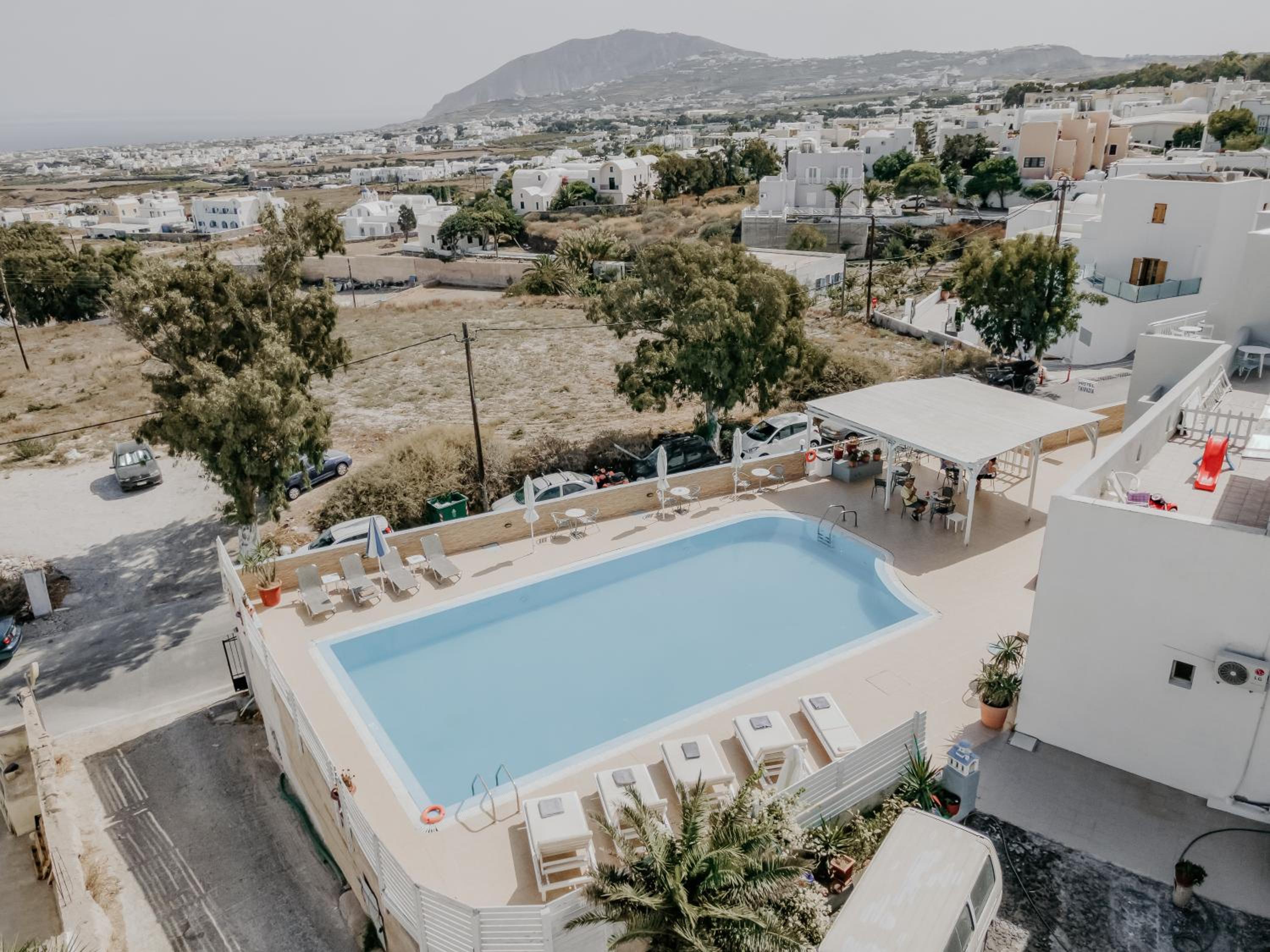 Hotel Thirasia 78/98