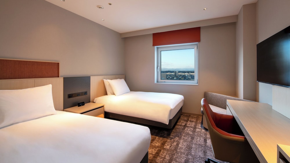 Standard, Twin Beds
