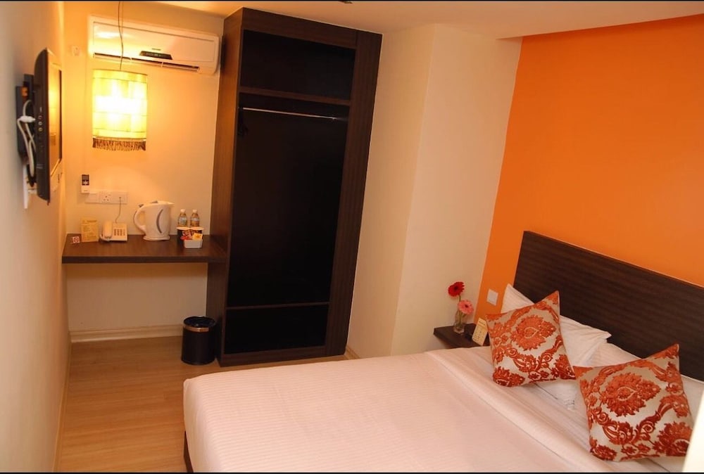 Seri Costa Hotel 8/50
