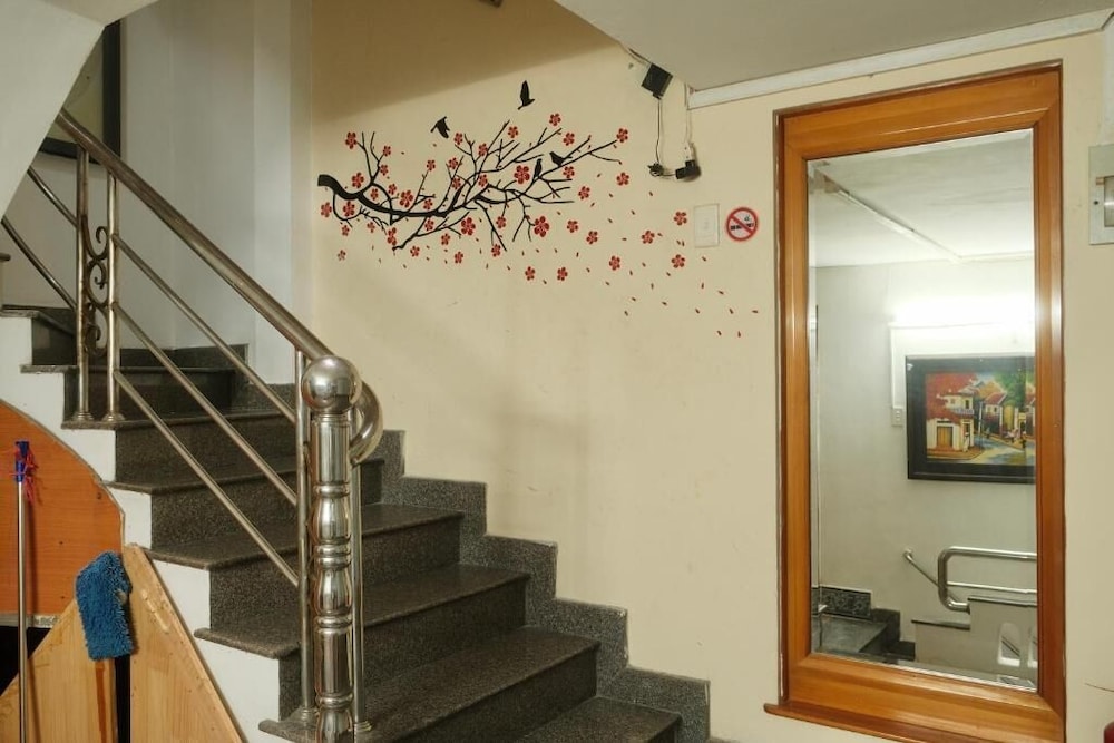 Sakura Hostel Saigon 66/85