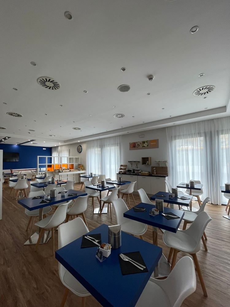 Gp Hotel 24/32