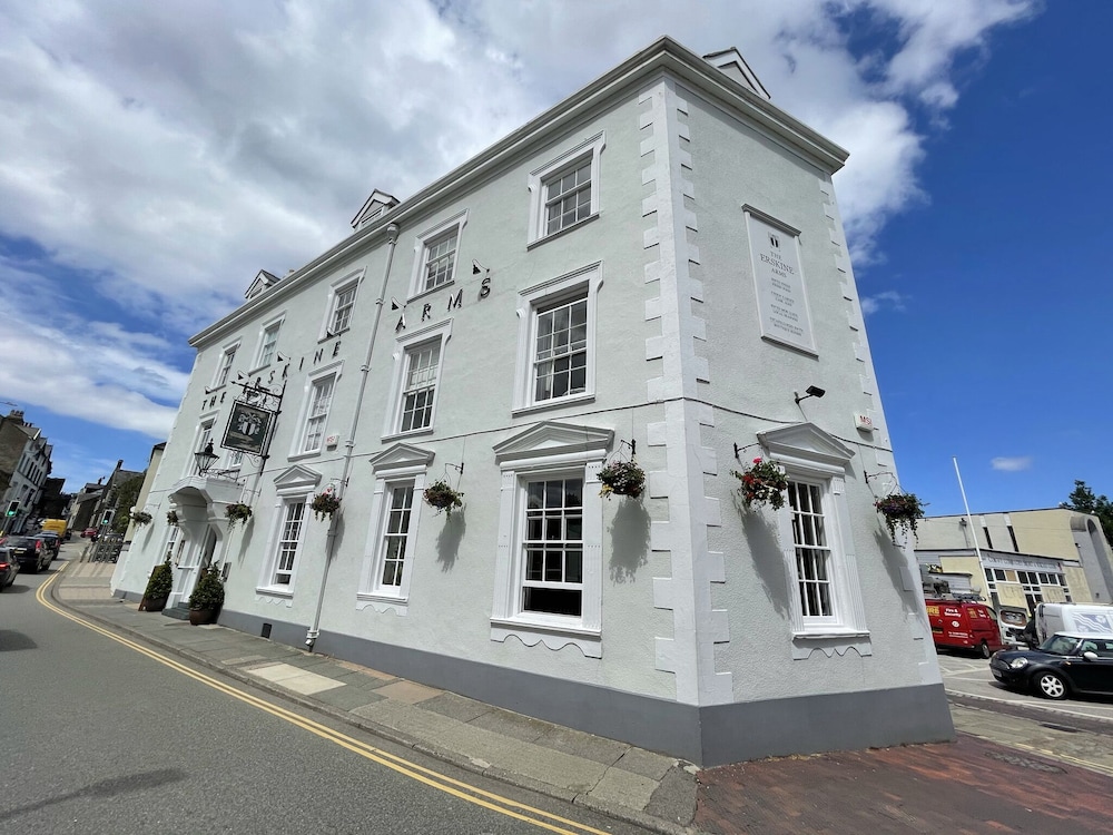 The Erskine Arms 3/50