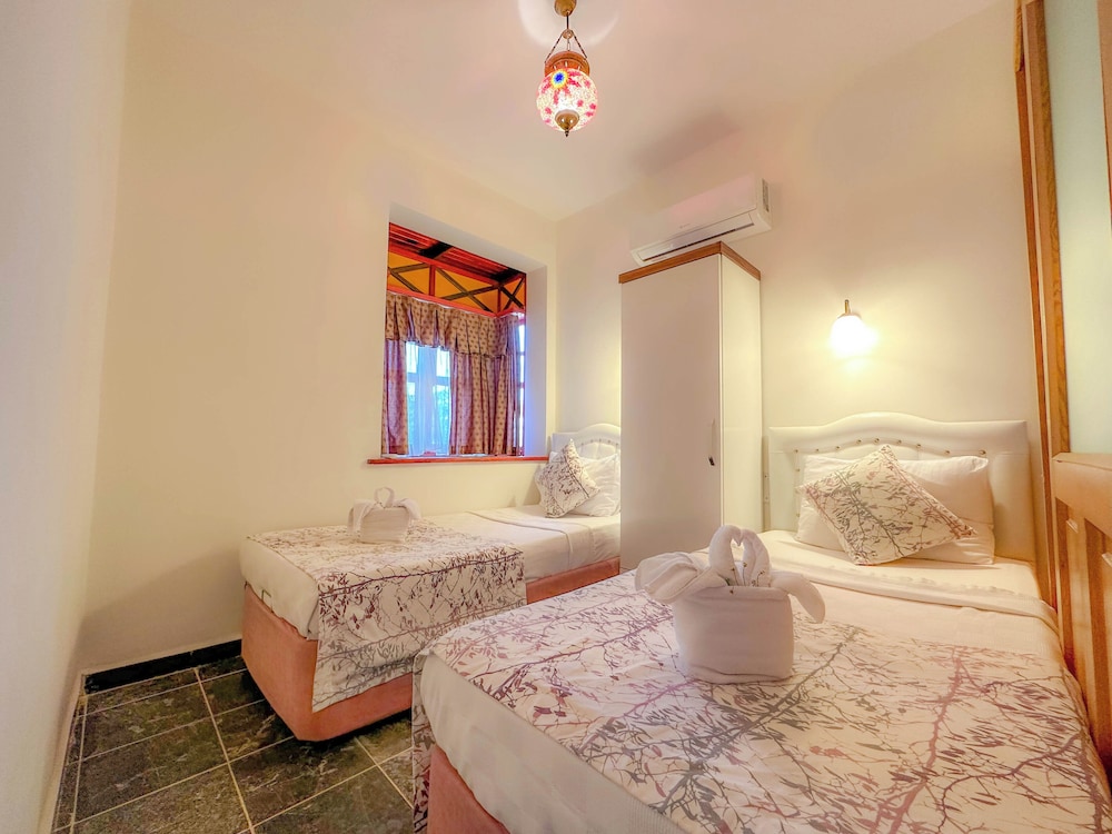 Ova Resort Hotel 55/55