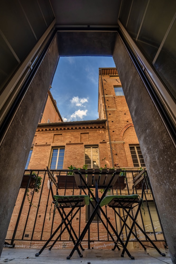 Piccolo Hotel Etruria 41/69