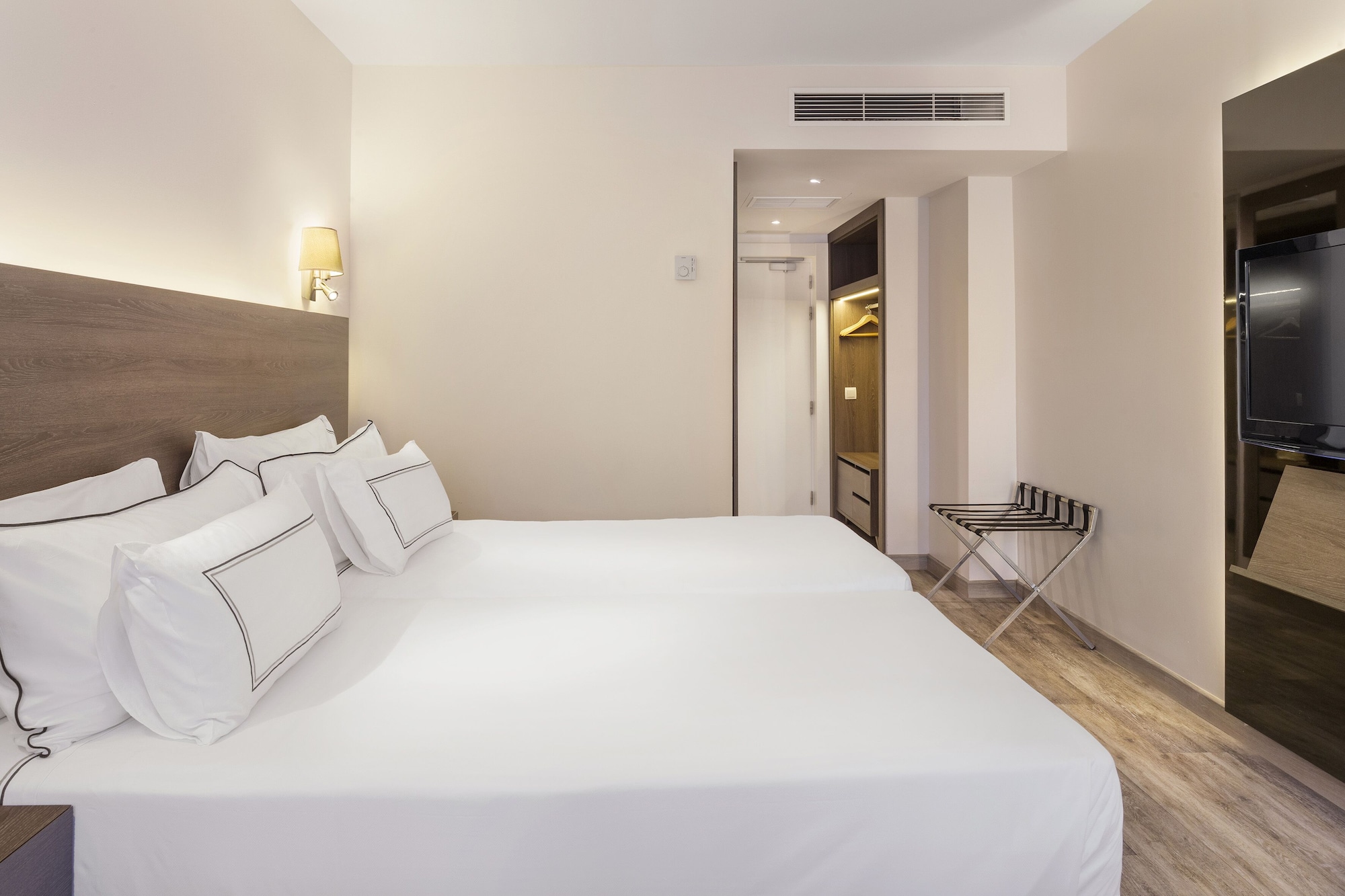 MELIA, TWIN BEDS