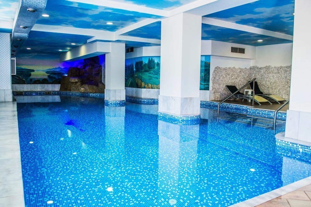 Dvoretsa Spa 37/70
