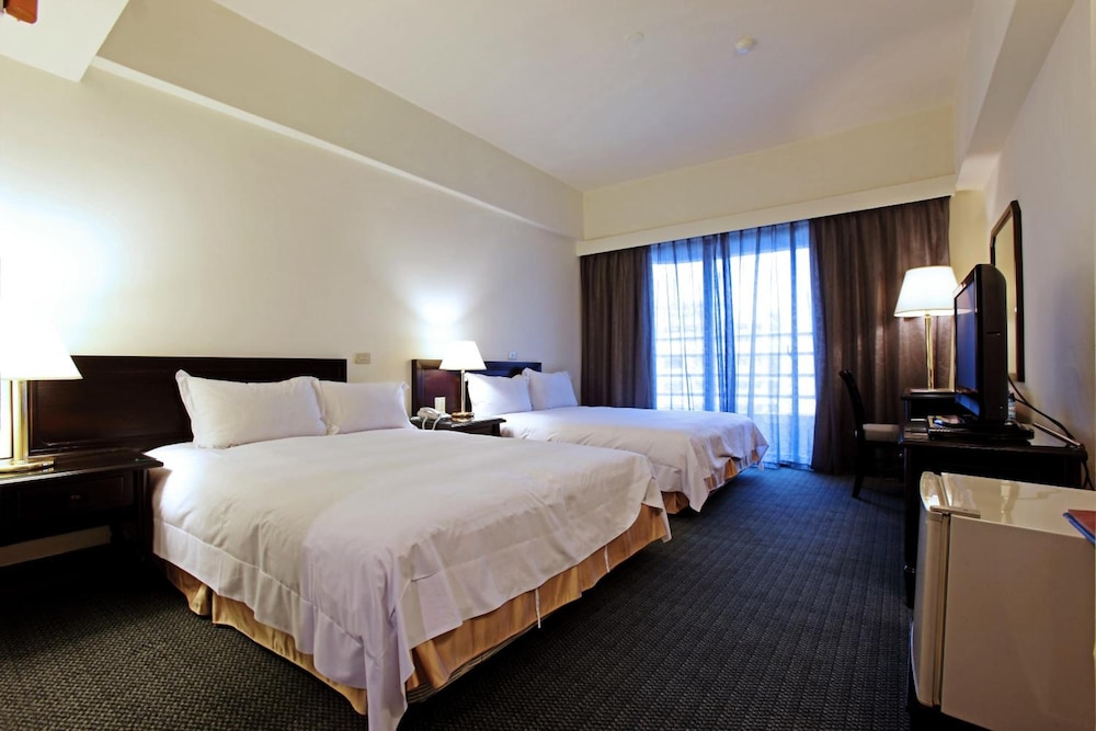 Metro Hotel 18/37