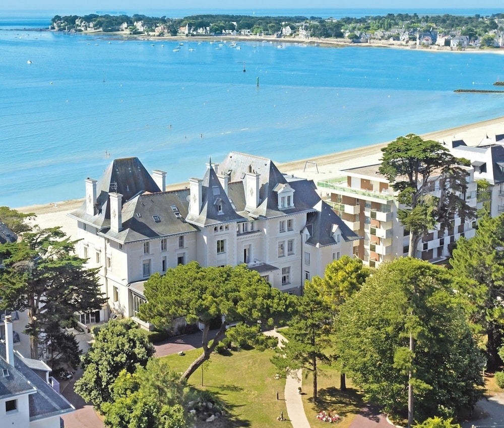Hotel Vacances Bleues Villa Caroline 44/50