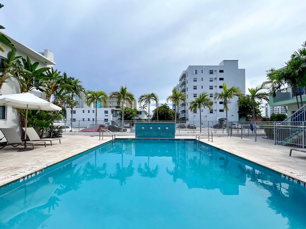 Tranquilo A North Beach Village Resort Hotel 4/64