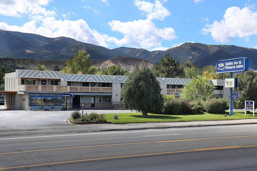 Salida Inn & Monarch Suites 74/78