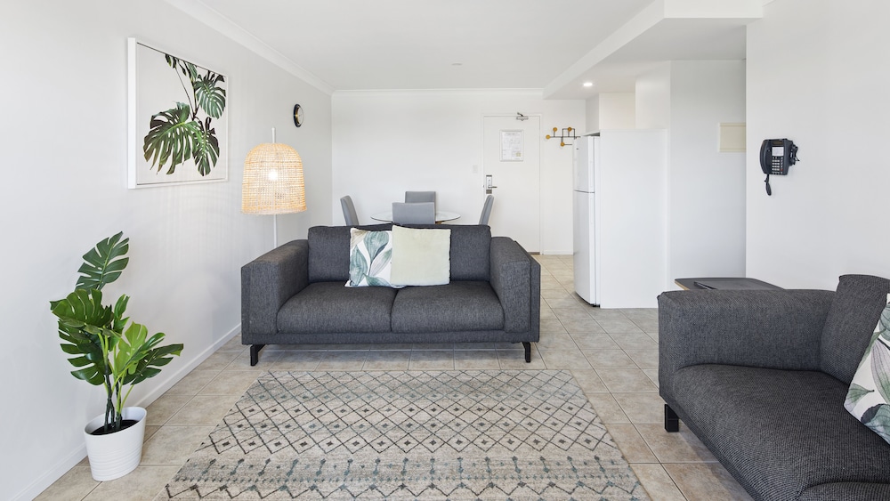 THE OBSERVATORY HOLIDAY APARTMENTS 27/40