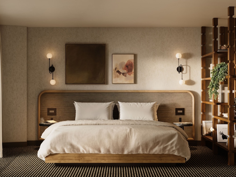 PREMIUM, KING BED, MOUNTAIN VIEW